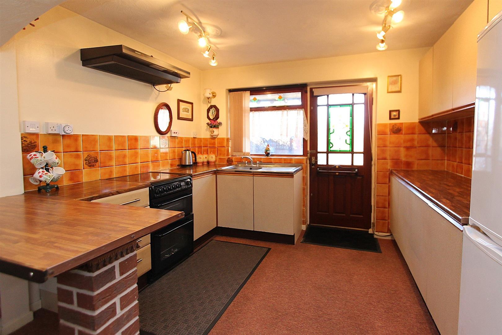 Commonside, Brierley Hill